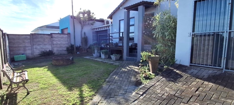 3 Bedroom Property for Sale in Amalinda Eastern Cape
